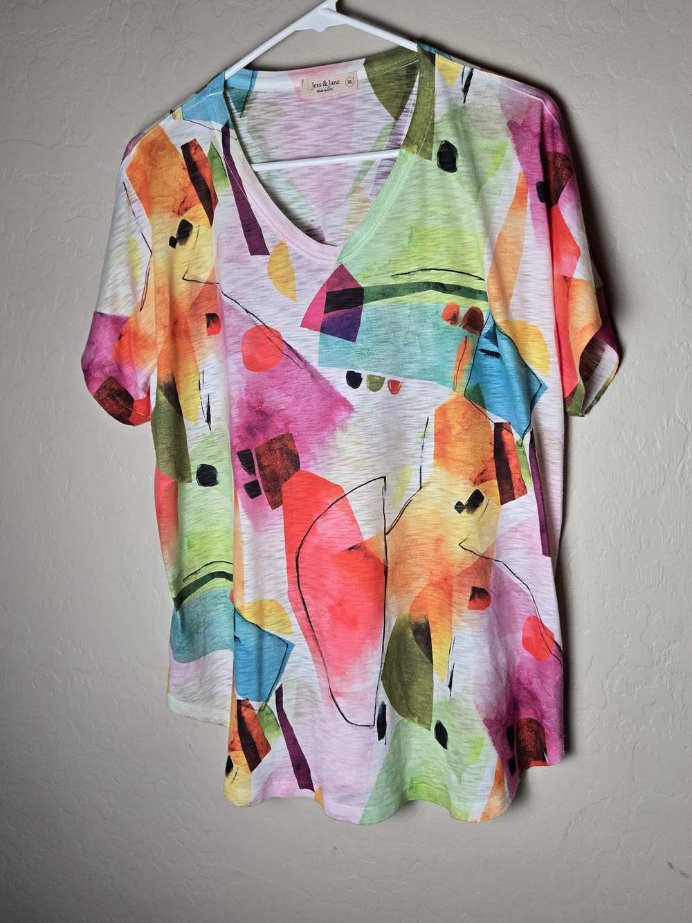 Jess & Jane Multicolor Abstract V-Neck Short Sleeve Top Size XL Oversized